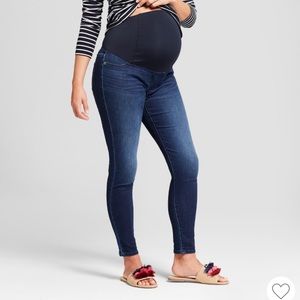 Ingrid & Isabel High Rise Maternity Skinny Jeans